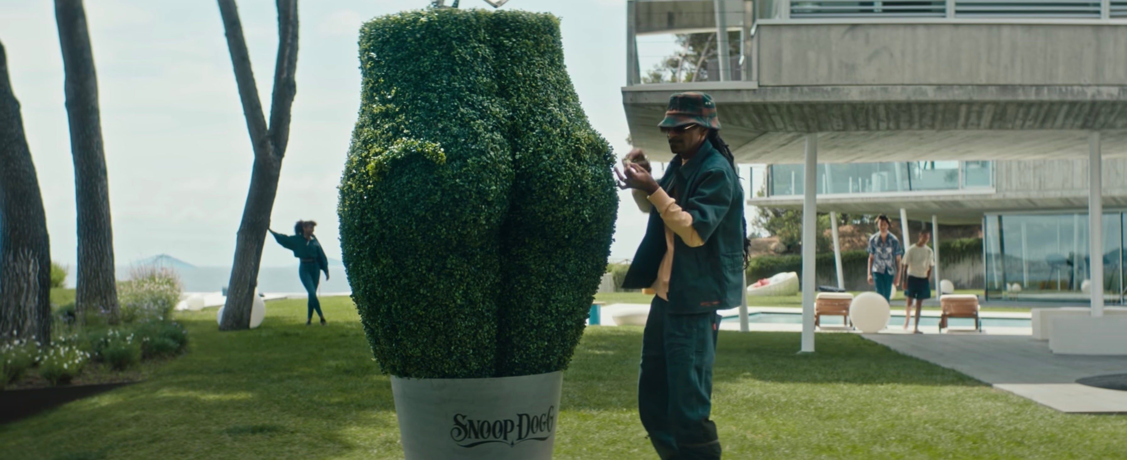 Load video: Snoop Dogg (feat. ProHoeZak) &quot;Say It Witcha Booty&quot;